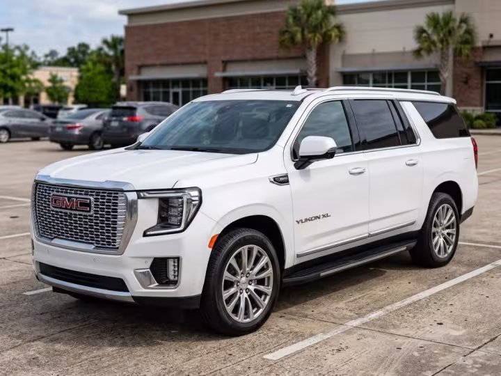 2022 GMC Yukon XL, White Frost
